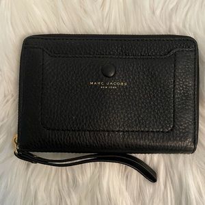 Marc Jacobs EmpireCity Zip Wallet / Wristlet Black